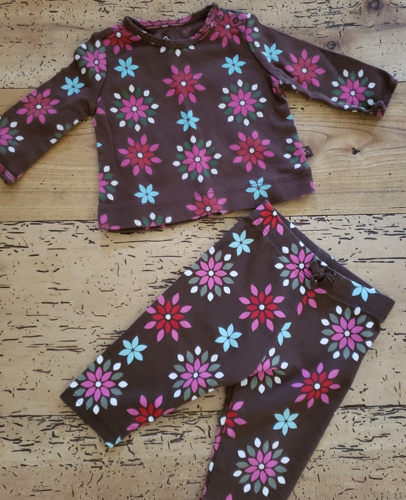 Baby Gap 2-Piece 3-6mth So Cute!! 😍